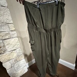 Women’s army green strapless romper